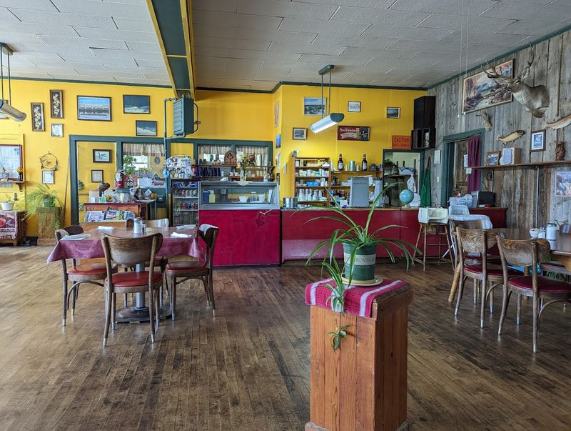 Elk Mountain Mercantile Cafe