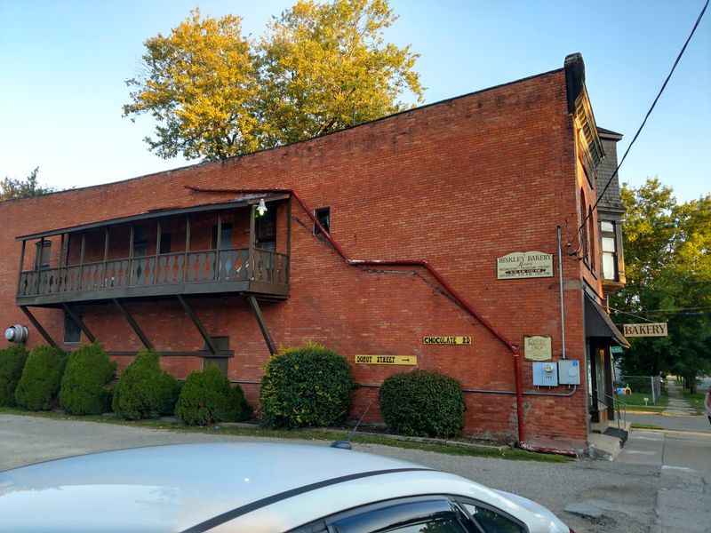 Mind The Parking And The Line