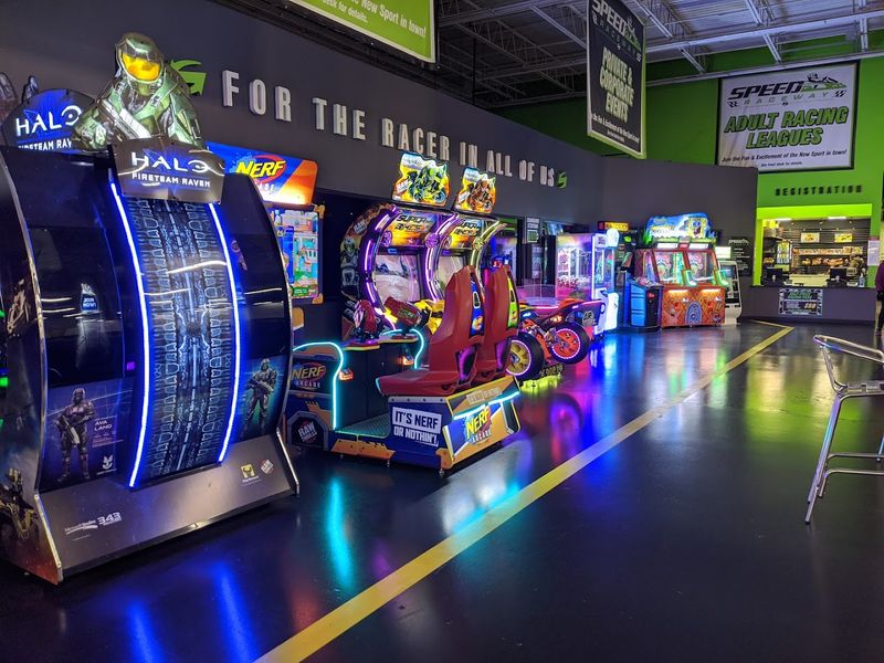 Arcade and VR Games for Complete Entertainment