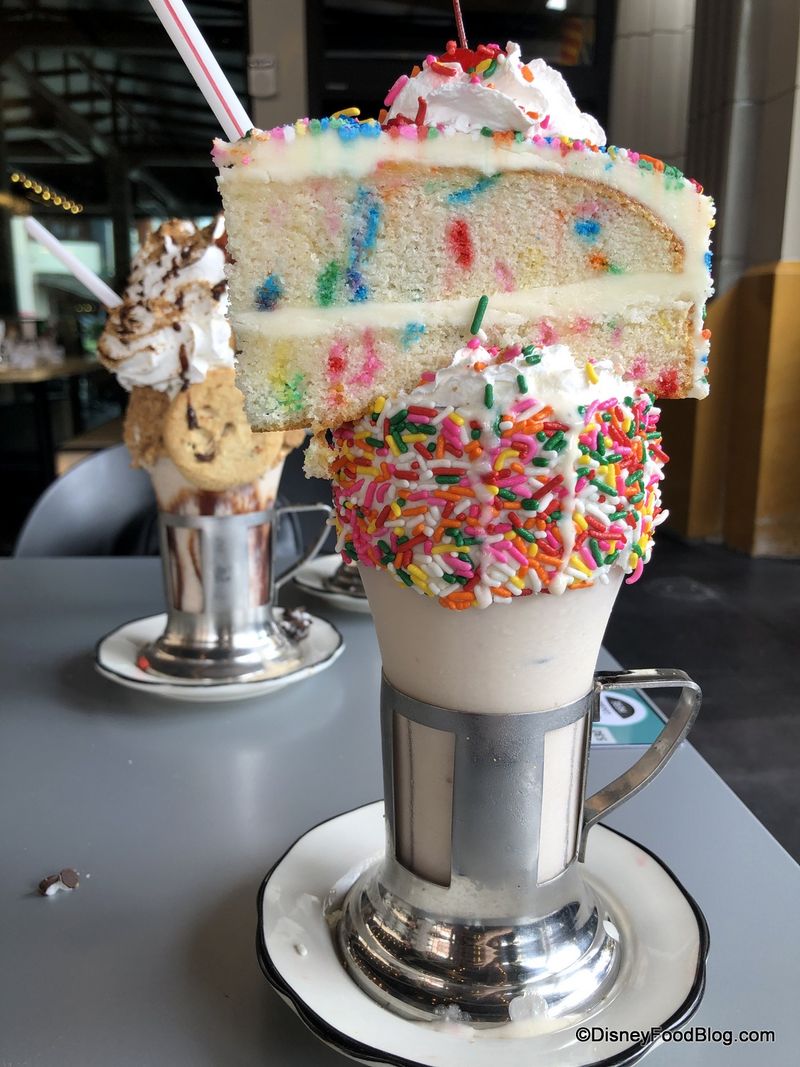 CrazyShake Milkshake: Tower Of Sweet Temptation