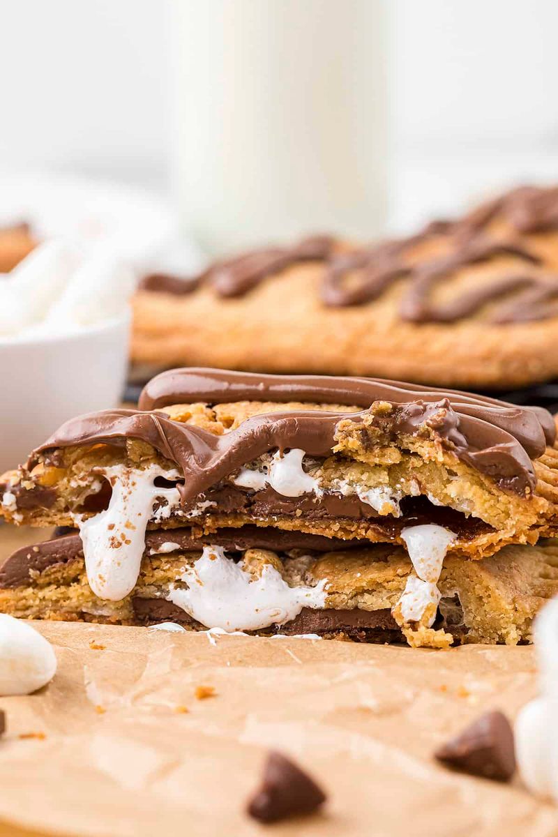 S'mores: Campfire Memories In A Box
