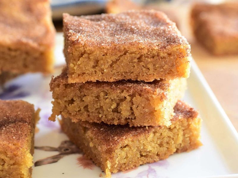 Snickerdoodle Blondie Bars