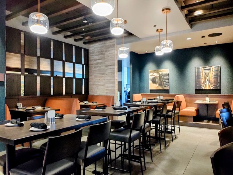 Cooper's Hawk Winery & Restaurant
