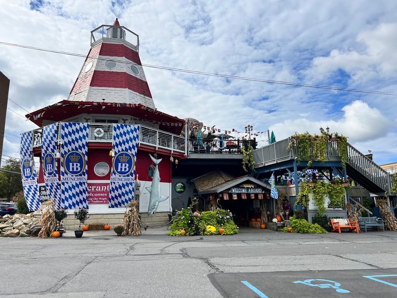 Cooper's Seafood House, Scranton, Pennsylvania