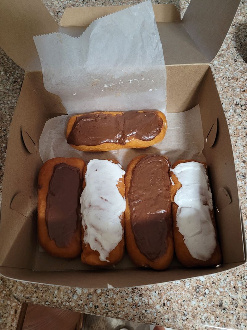 A And K Dawn Donuts, Grand Blanc