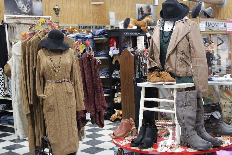 Cornell's Country Store