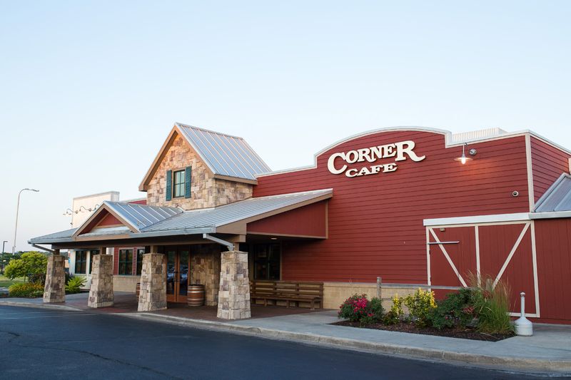 Corner Cafe (Liberty / Riverside / Independence)