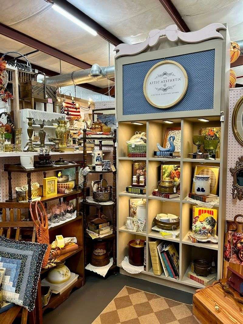 Corners Made For Treasure Hunting