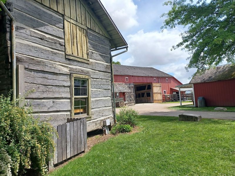 Pioneer Village And The Early Settler Experience