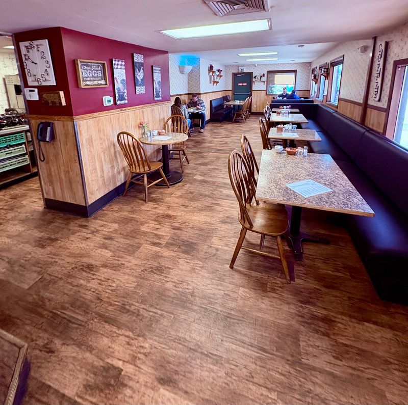Cottage Cafe And Fireside Lounge, Cle Elum