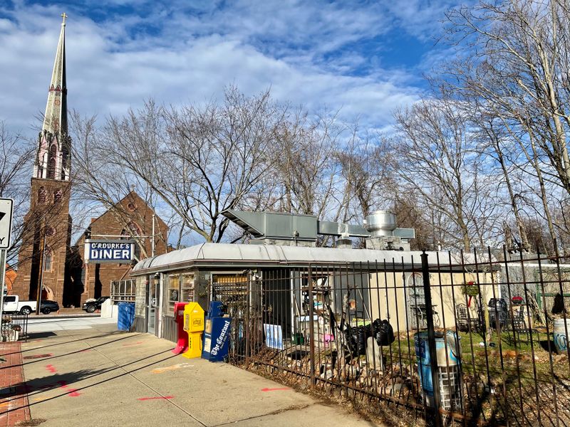 Timing The Line On Main Street