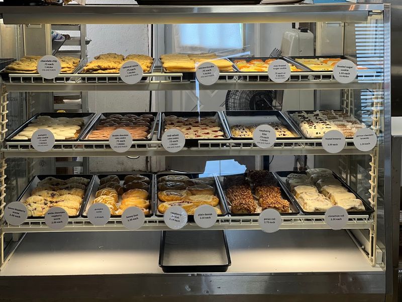 Country Cakes & Bakes, New Holland