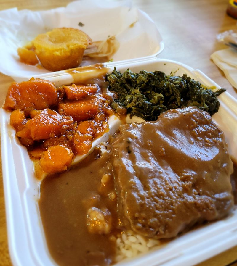 Mama's Eats N Sweets – Jackson