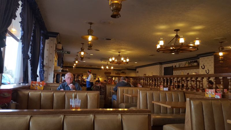 Tee Jaye's Country Place, Columbus