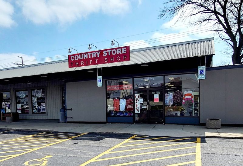 Country Store Thrift Shop, DeKalb