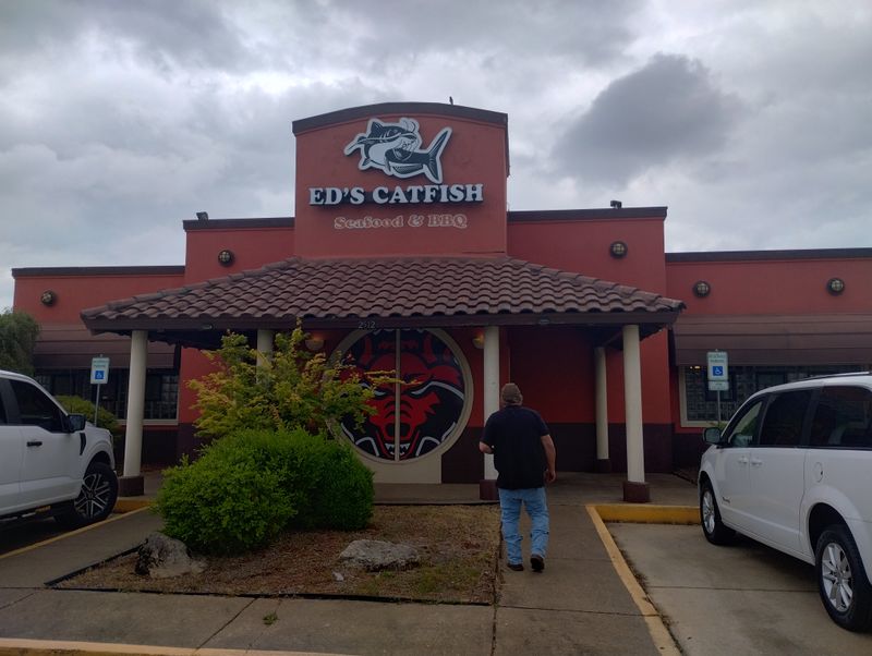 Ed's Catfish (Jonesboro)