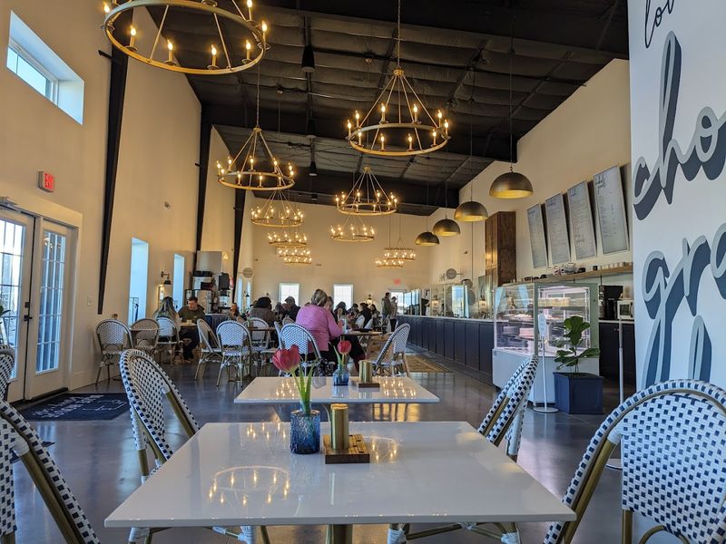 Blue House Bakery & Café, Bryant