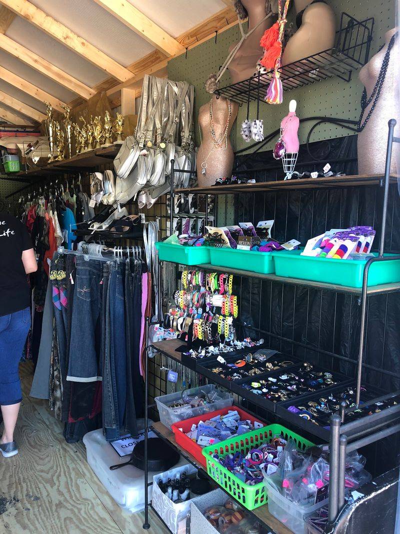 County Line Fleamarket