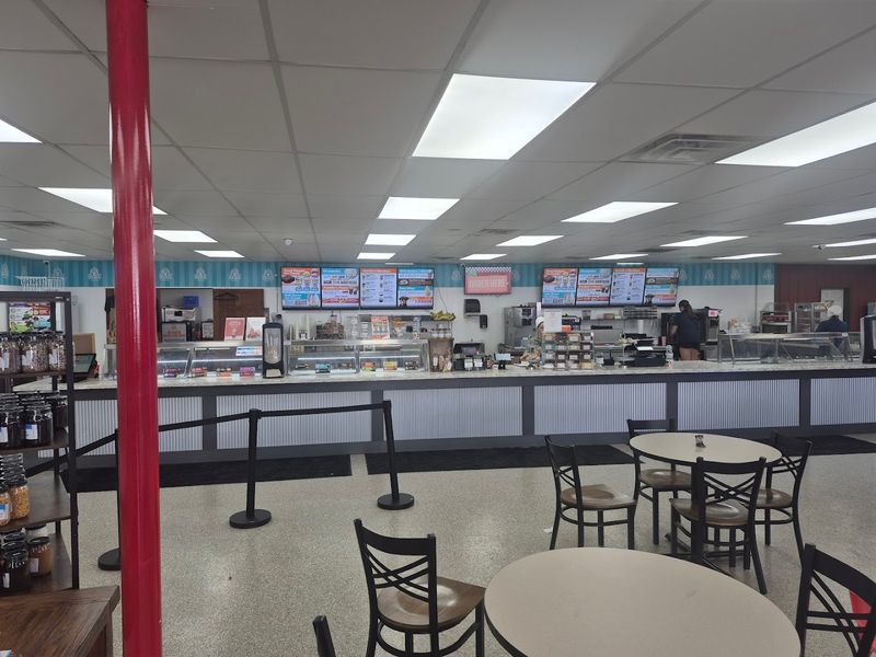 Cowboy Creamery, Middlefield
