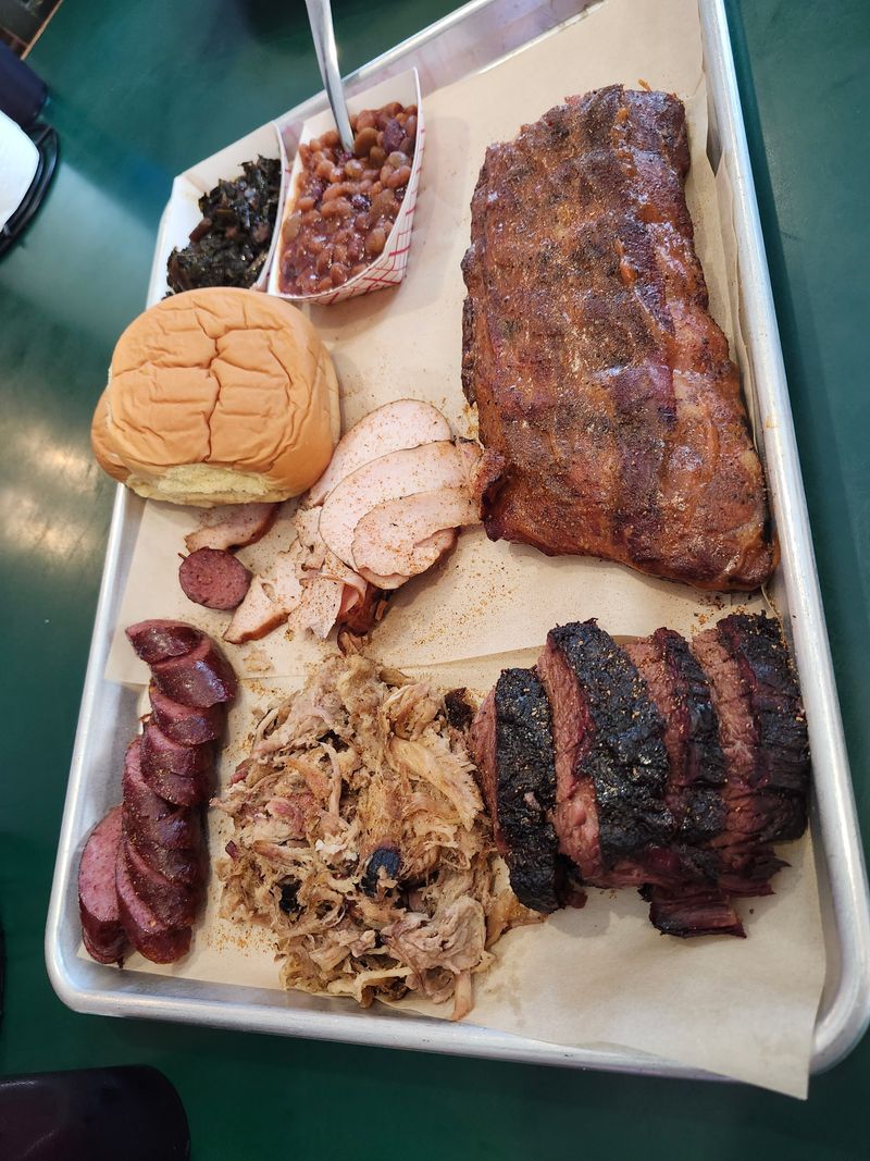 17th Street Barbecue – Murphysboro (32 N 17th St, Murphysboro, IL 62966)