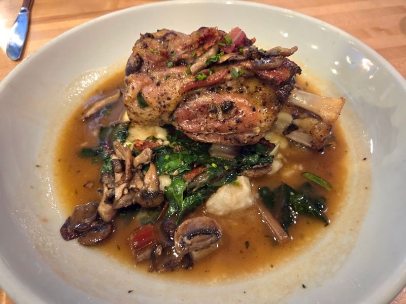 DESTIHL Restaurant – Normal (318 S Towanda Ave)