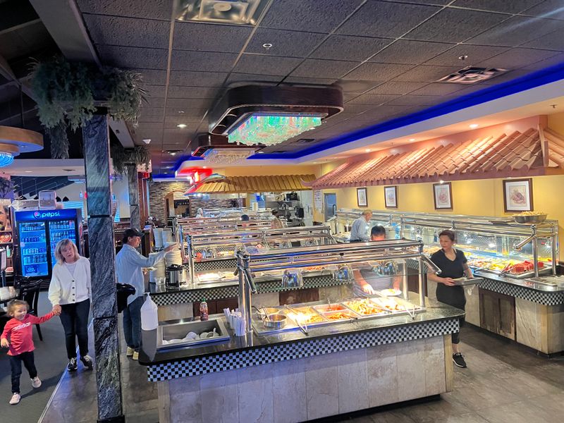 A Buffet That Runs Seven Days a Week