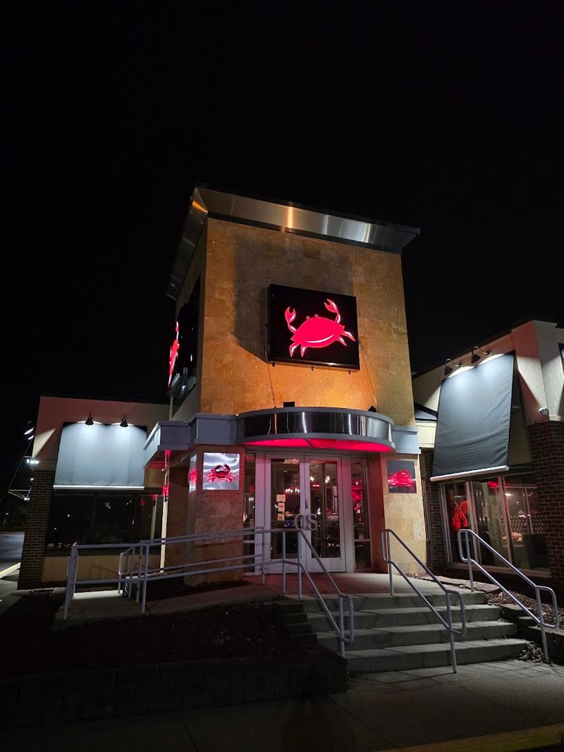 Crab Station - All You Can Eat, Canton