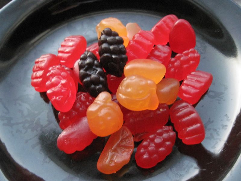 Fruit Snacks: The Chewy Delight