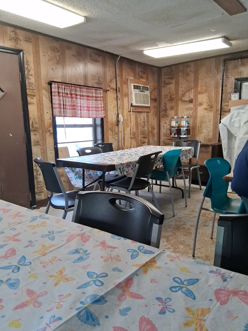 Craig Bros. Cafe, De Valls Bluff