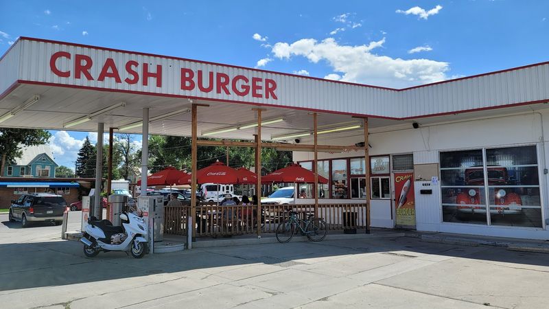 Crash Burger, Montrose
