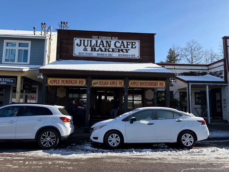 Julian Café & Bakery – Julian