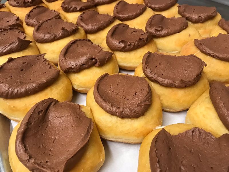 Cream Filled Donuts That Do Not Skimp Cream Filled Donuts That Do Not Skimp