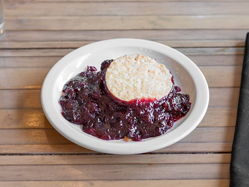 Blackberry Cobbler A La Mode