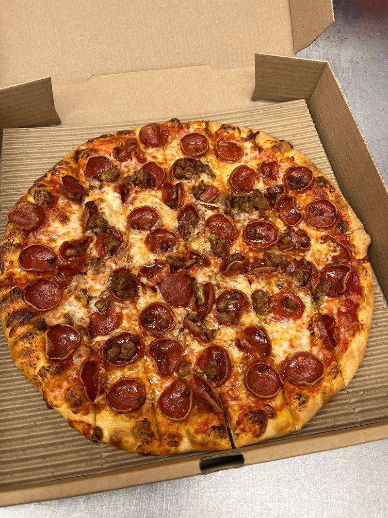 Creno's Pizza, Heath