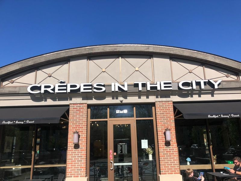 Crepes in the City, Westlake