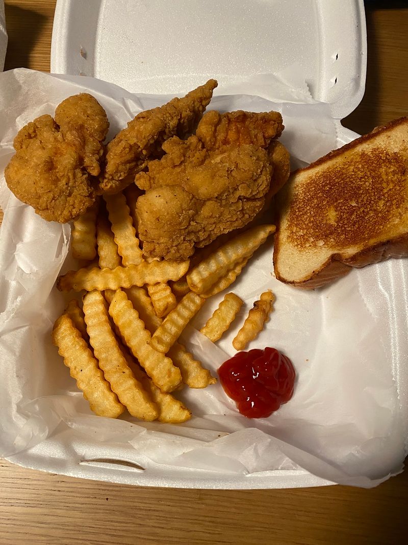 Crinkle-Cut Fries And Onion Rings That Belong In A Hall Of Fame