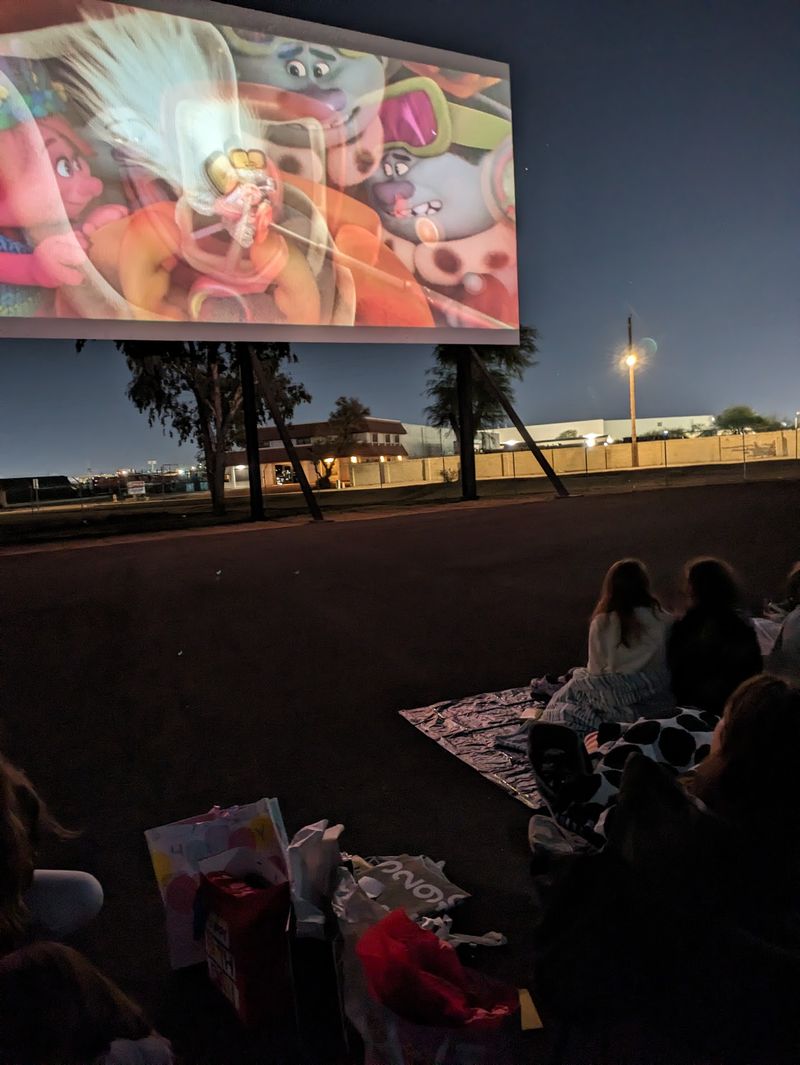 Crisp Pictures From Modern Digital Projection