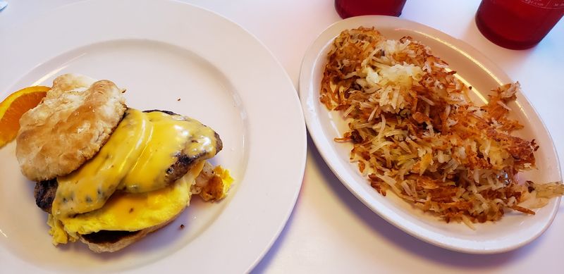 Crispy Hash Browns That Earn Their Reputation