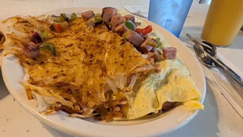 Crispy Hash Browns That Steal The Spotlight