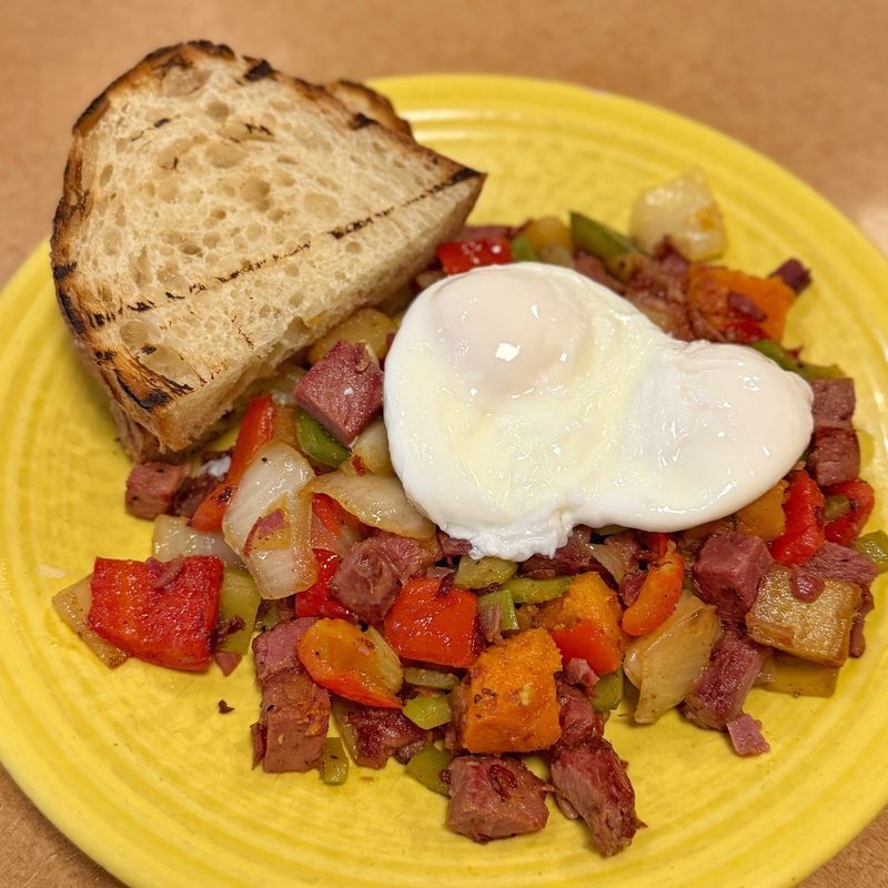 Crispy Hash Browns, Tots, And Corned Beef Hash