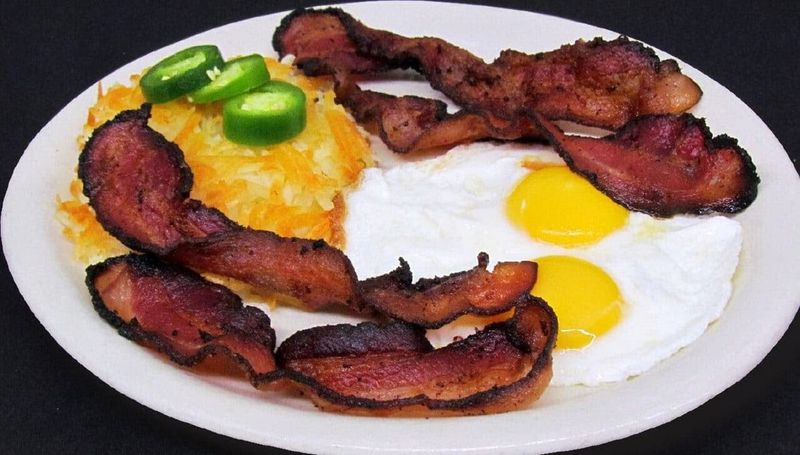 One Classic Plate That Proves Comfort Food Never Goes Out Of Style