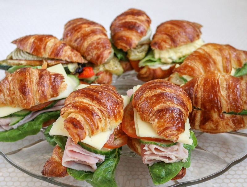 Croissants That Quietly Steal the Show Croissants That Quietly Steal the Show