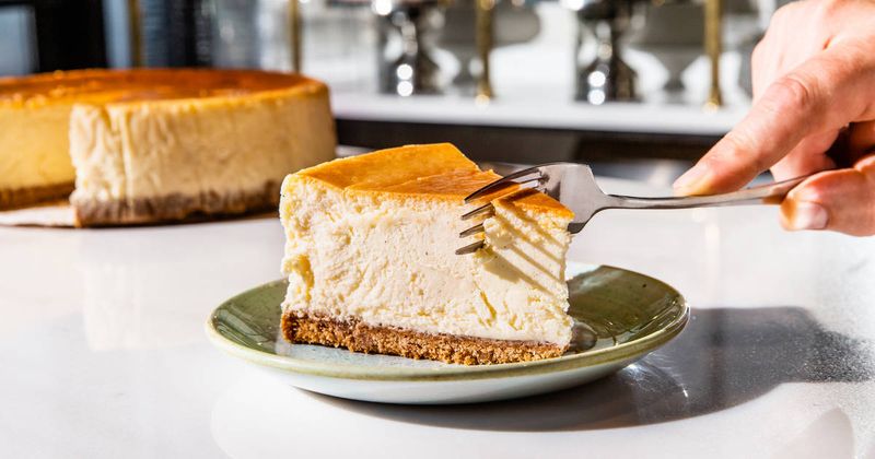 New York Cheesecake: Fluffy Is Failure