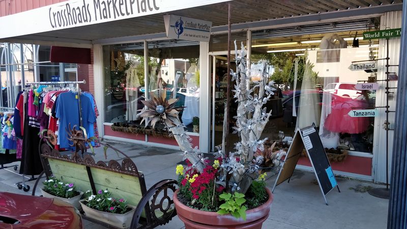 CrossRoads MarketPlace, La Junta