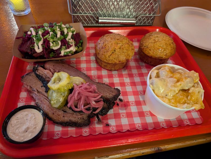 Pineapple Express Barbecue, Montclair