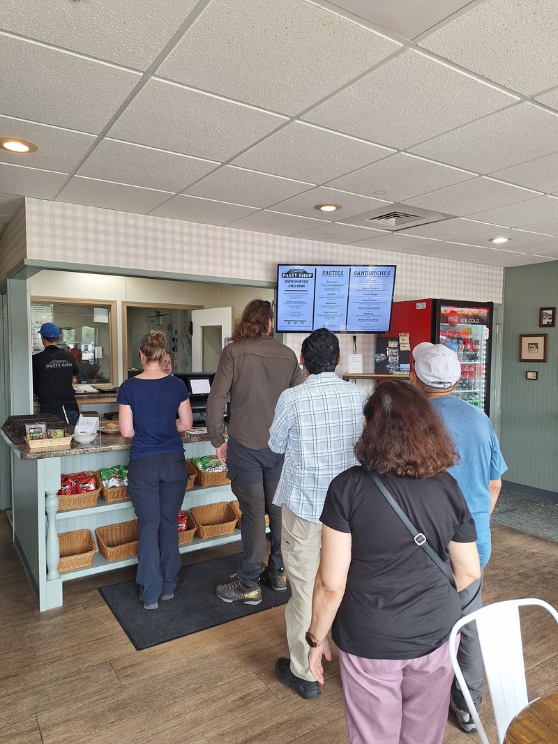 Small Space, Smooth Rhythm