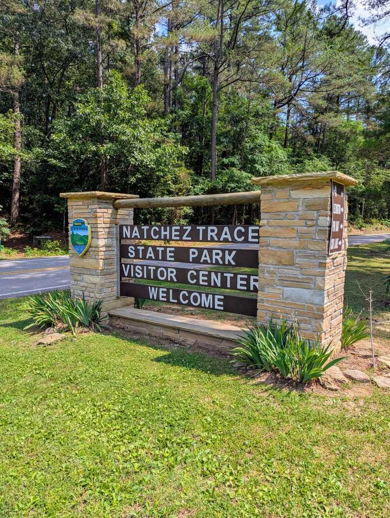 Natchez Trace State Park