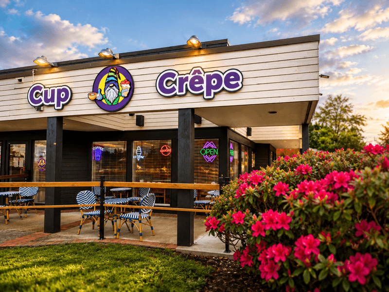 Cup & Crêpe Handheld Street Crepes