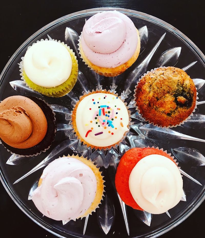 Cupcakes So Good They Deserve Their Own Fan Club Cupcakes So Good They Deserve Their Own Fan Club