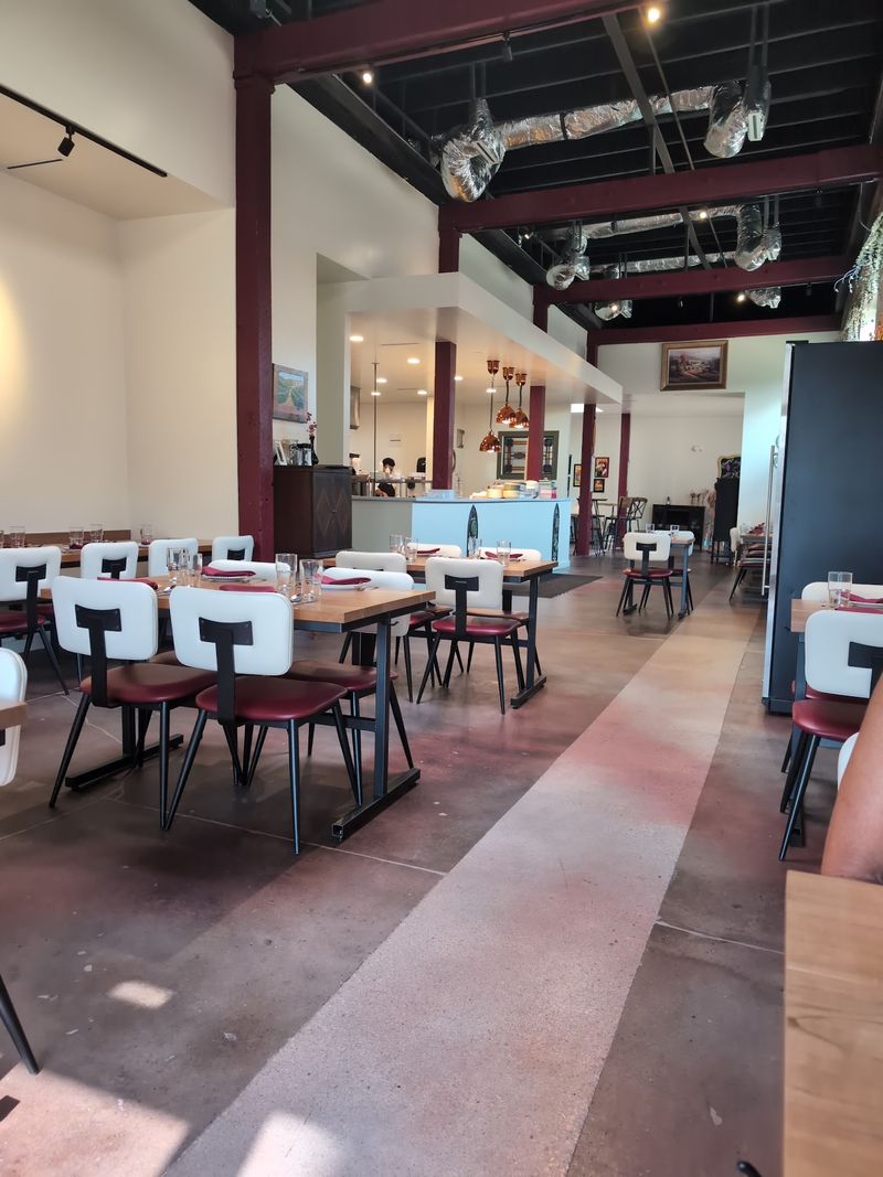 Cura Osteria, Rogers